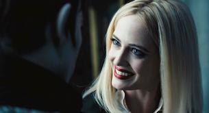 Eva Green y su pelo rubio en Sombras Tenebrosas