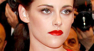 Kristen Stewart apuesta por los labios brillantes en Cannes