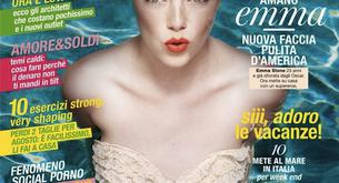 El baño más retro con Emma Stone en la portada de Glamour Italia