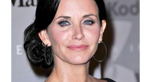 Courtney Cox, ficha por Pantene 