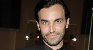 BOMBAZO: Nicolas Ghesquiére abandona Balenciaga