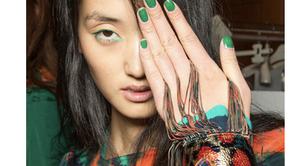 Kenzo apuesta por el color verde en uñas