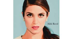 Nikki Reed con un look muy retro en la portada de Zooey Magazine 