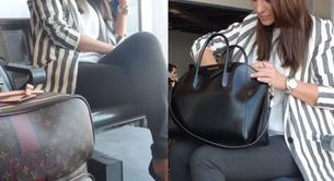 Paula Echevarria escoge las rayas para un look en el aeropuerto 