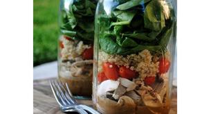 Ensaladas en tarro para comer en la oficina 