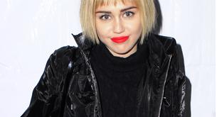 Miley Cyrus luce melena, en su nuevo look