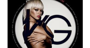 Rihanna en topless para MAC Viva Glam