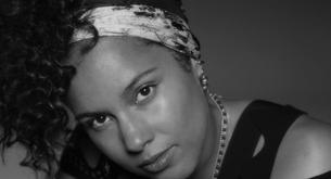 Alicia Keys publica una foto de sus estrías y se hace viral